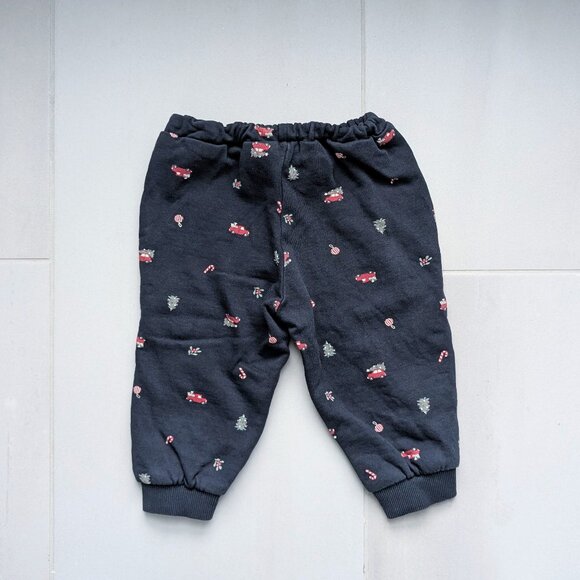 (4/$20) H&M - Christmas Sweatsuit - Picture 8 of 8